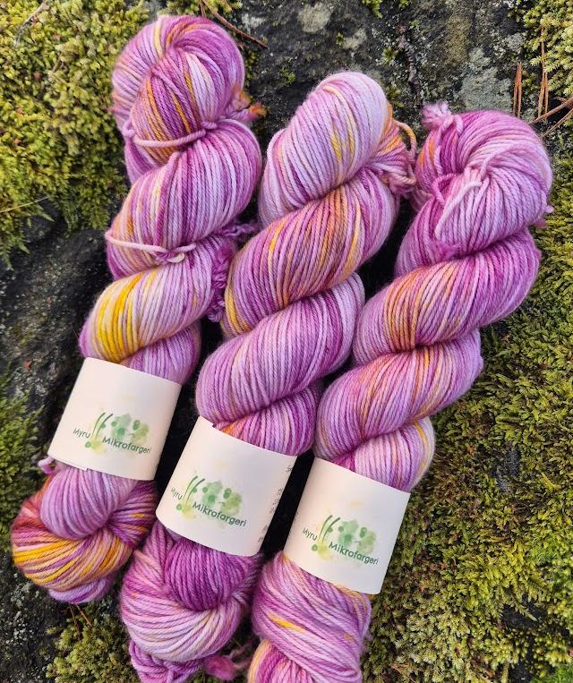 Spenstig tykk merino - Magnolia